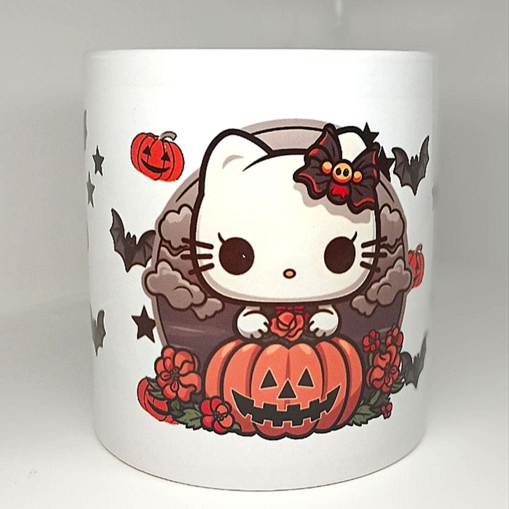 NEW! 15OZ STARBUCKS HELLO KITTY HALLOWEEN MUG